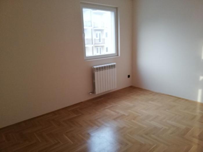 vojvode vlahovića, 71m2 besplatni mali oglasi