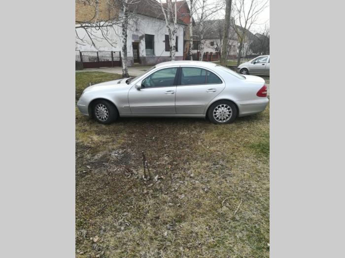 mercedes benz e 220 besplatni mali oglasi