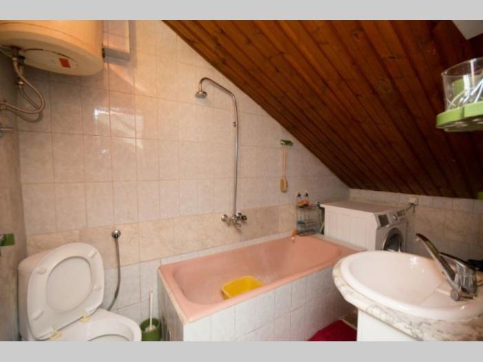 herceg novi, stari grad kuća 280m2 besplatni mali oglasi