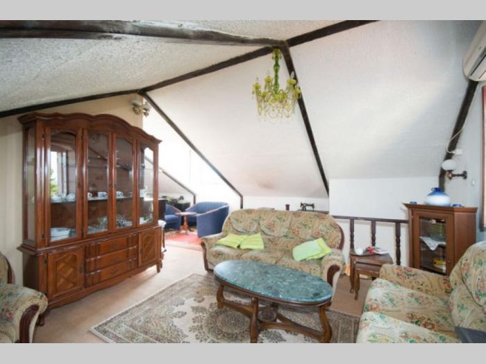 herceg novi, stari grad kuća 280m2 besplatni mali oglasi