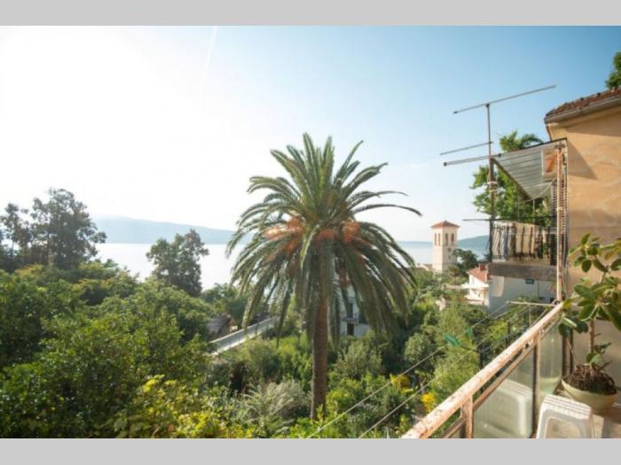 herceg novi, stari grad kuća 280m2 besplatni mali oglasi