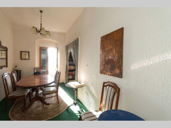 herceg novi, stari grad kuća 280m2 besplatni mali oglasi
