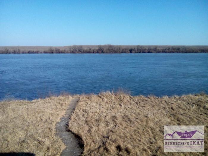 novi banovci, plac pored dunava 1500m2 besplatni mali oglasi
