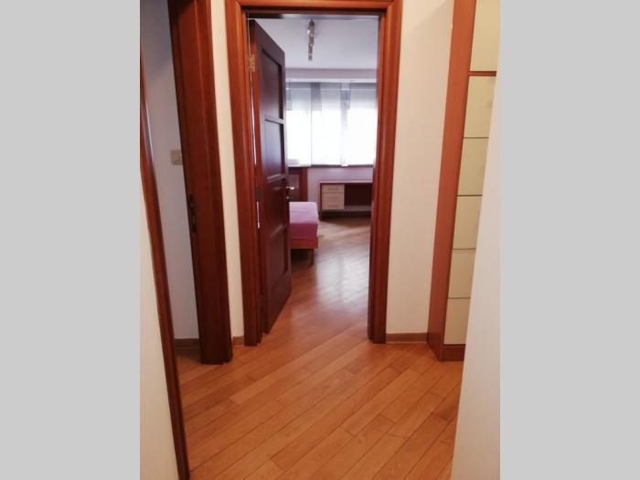 izdavanje, vračar, patrijarha gavrila 142m2 besplatni mali oglasi