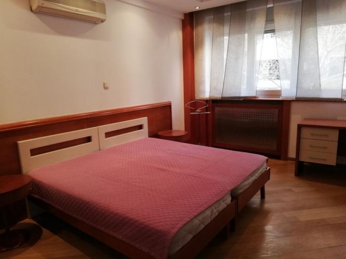 izdavanje, vračar, patrijarha gavrila 142m2 besplatni mali oglasi
