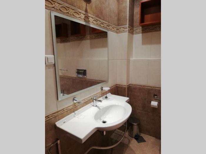 izdavanje, vračar, patrijarha gavrila 142m2 besplatni mali oglasi