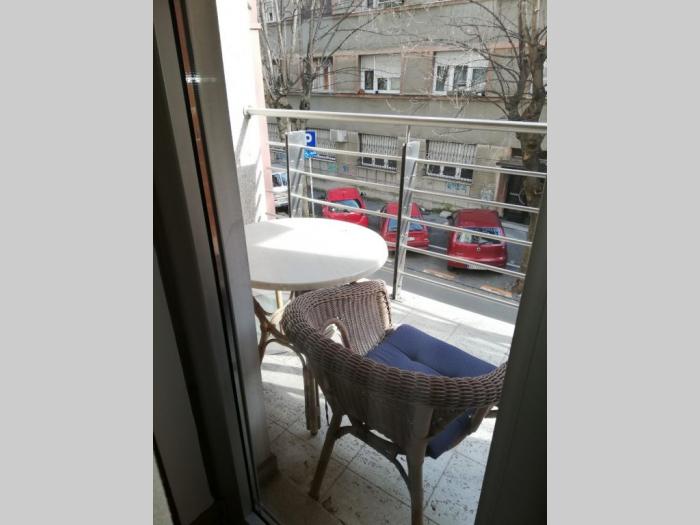 izdavanje, vračar, patrijarha gavrila 142m2 besplatni mali oglasi