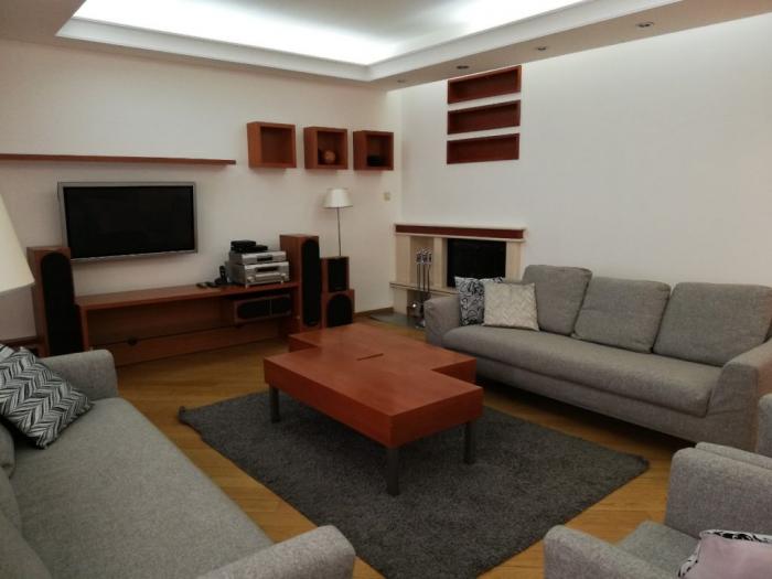 izdavanje, vračar, patrijarha gavrila 142m2 besplatni mali oglasi
