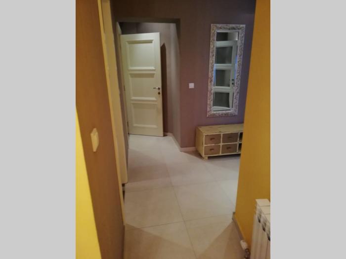 centar, hilandarska 67m2 besplatni mali oglasi