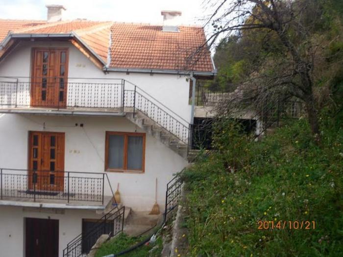 kuća soko banja, može zamena besplatni mali oglasi
