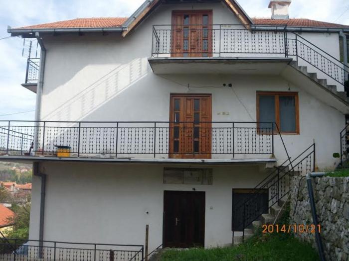 kuća soko banja, može zamena besplatni mali oglasi