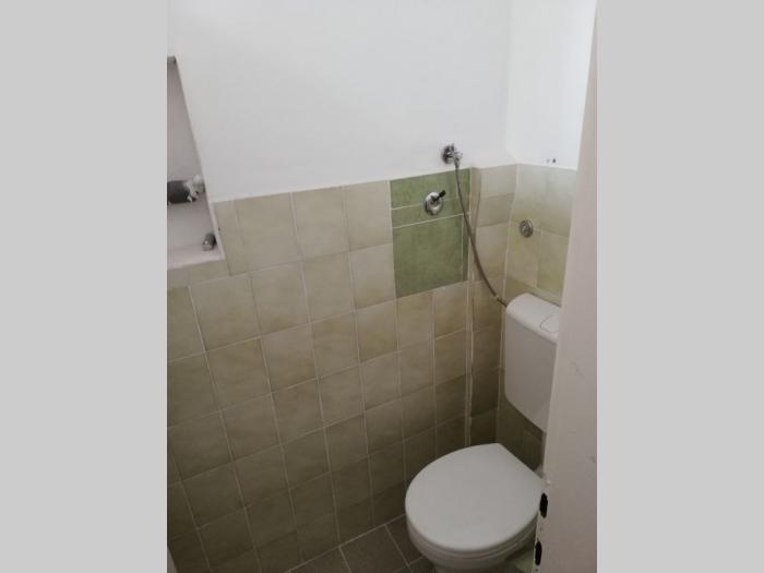 centar, kraljice natalije , lokal 20m2 besplatni mali oglasi