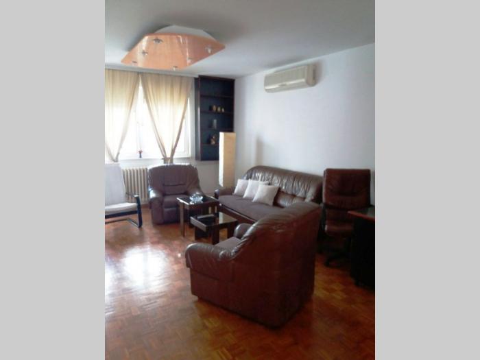 izdavanje, novi beograd, blok 63, nehruova 88m2 besplatni mali oglasi