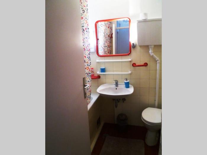 izdavanje, novi beograd, blok 63, nehruova 88m2 besplatni mali oglasi