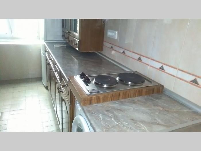 centar, resavska 3 0, salonac,prazan besplatni mali oglasi