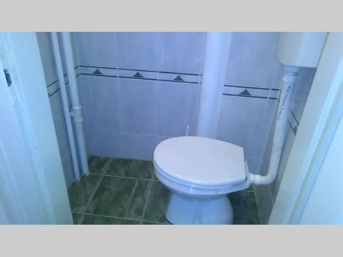 centar, resavska 3 0, salonac,prazan besplatni mali oglasi