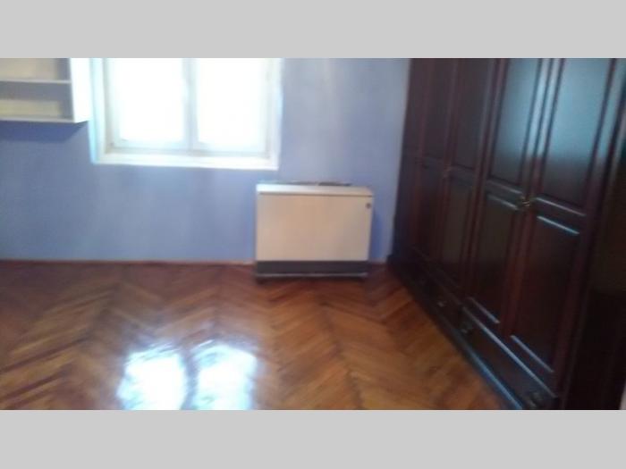 centar, resavska 3 0, salonac,prazan besplatni mali oglasi