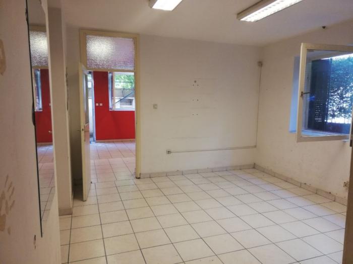 izdavanje, zvezdara, u blizini d tucovića, lokal 53m2 besplatni mali oglasi