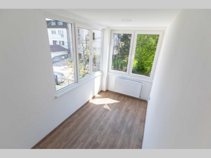 izdavanje, košutnjak, kuća 400m2, u blizini škole besplatni mali oglasi