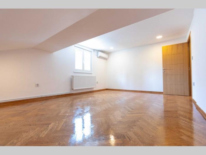 izdavanje, košutnjak, kuća 400m2, u blizini škole besplatni mali oglasi