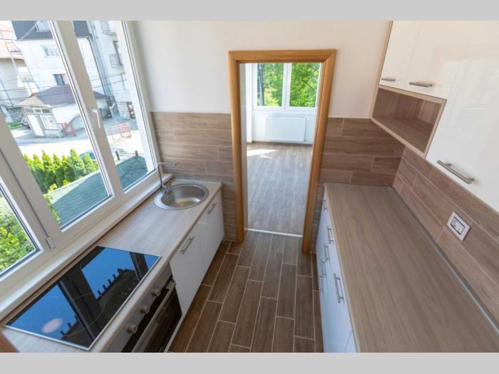 izdavanje, košutnjak, kuća 400m2, u blizini škole besplatni mali oglasi
