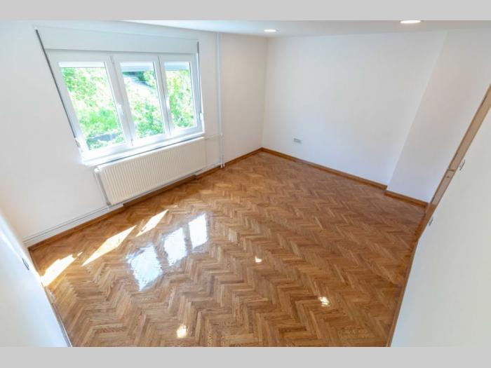 izdavanje, košutnjak, kuća 400m2, u blizini škole besplatni mali oglasi