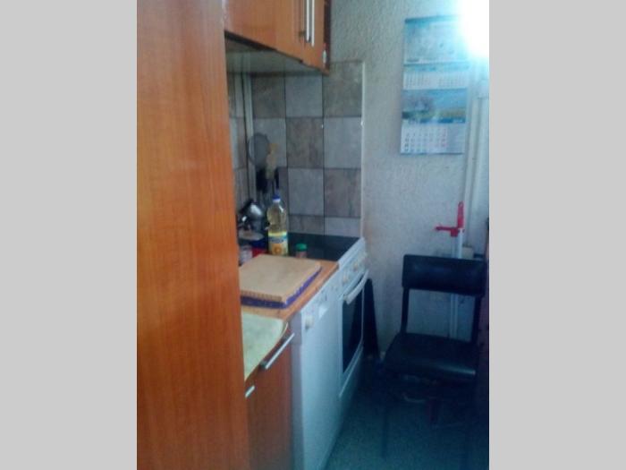 stan petlovo brdo, trosoban 72 m2, bubanjskih žrtava besplatni mali oglasi
