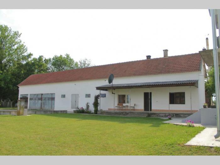 domaćinstvo na 10 km od obrenovca veliko polje besplatni mali oglasi