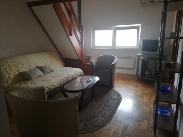 denkova bašta, velikomoravska dupleks, 59m2 besplatni mali oglasi