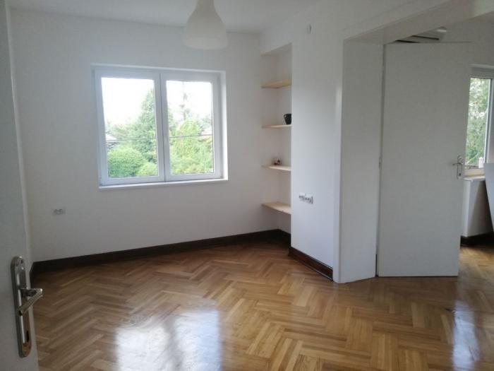 izdavanje, senjak, stan 90m2, kod internacionalne škole besplatni mali oglasi