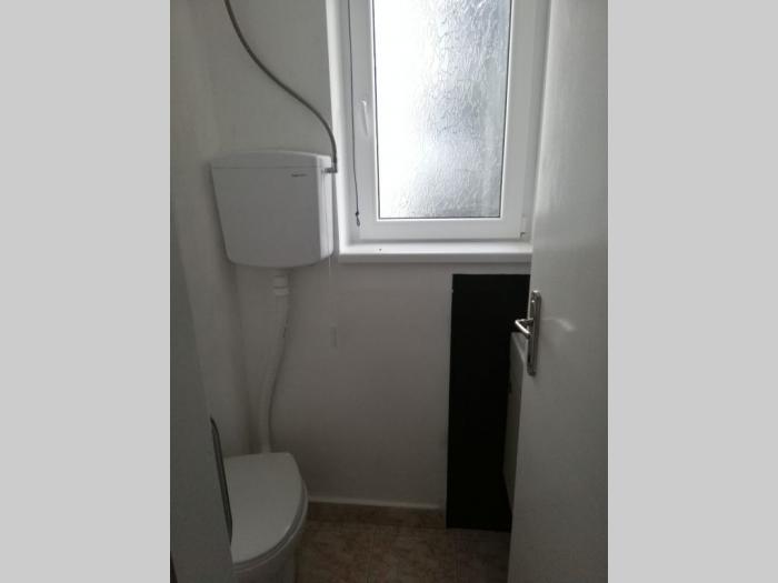 izdavanje, senjak, stan 90m2, kod internacionalne škole besplatni mali oglasi