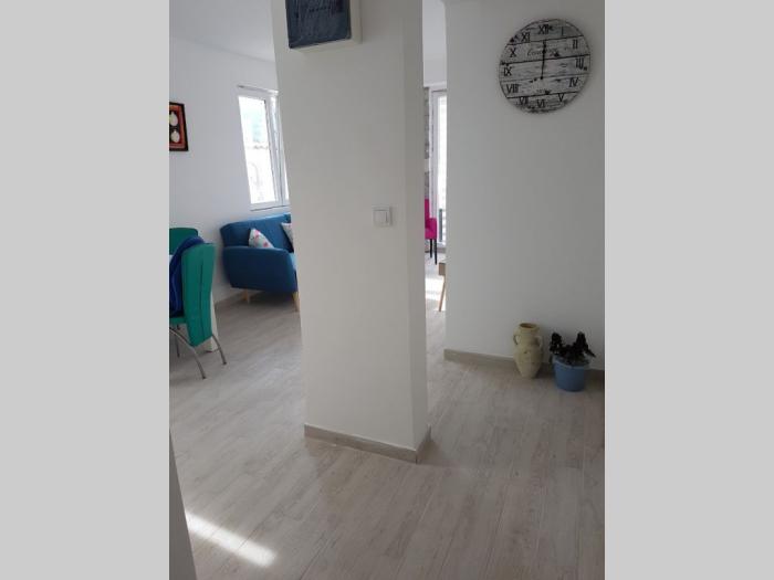 kumbor stan 26m2 20m2 terasa, blizu mora, novo besplatni mali oglasi