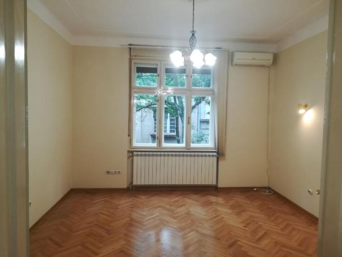 izdavanje, dorćol, cara uroša, 52m2 besplatni mali oglasi