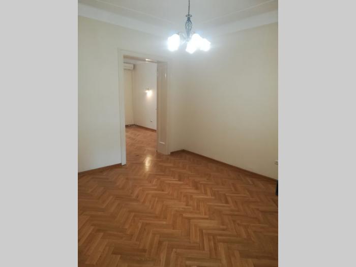 izdavanje, dorćol, cara uroša, 52m2 besplatni mali oglasi