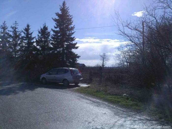 kusadak,počevica kod škole, 28 ari besplatni mali oglasi