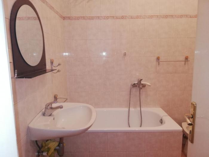 izdavanje, centar, nušićeva 100m2 besplatni mali oglasi