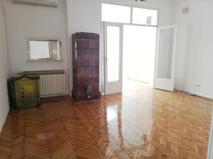 izdavanje, centar, nušićeva 100m2 besplatni mali oglasi