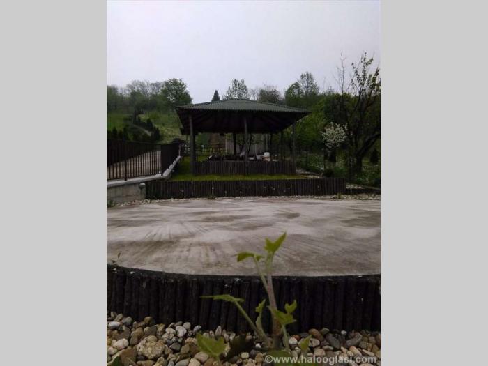 plac centar vrčina extra lokacija besplatni mali oglasi