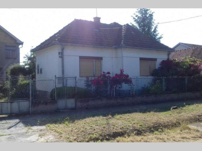 dve kuće na istom placu u inđiji besplatni mali oglasi