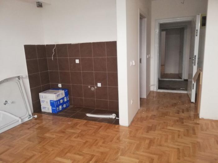 voždovac, vojvode vlahovića, 23m2 besplatni mali oglasi