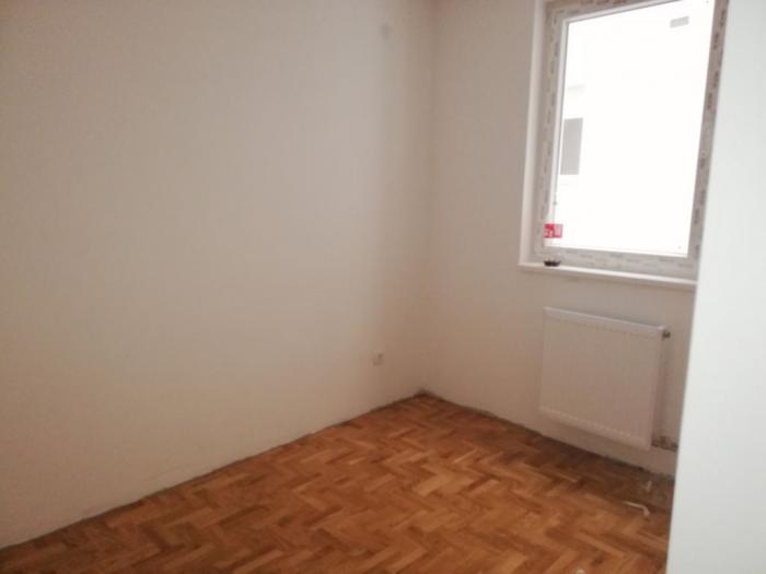 voždovac, vojvode vlahovića, 37m2 besplatni mali oglasi