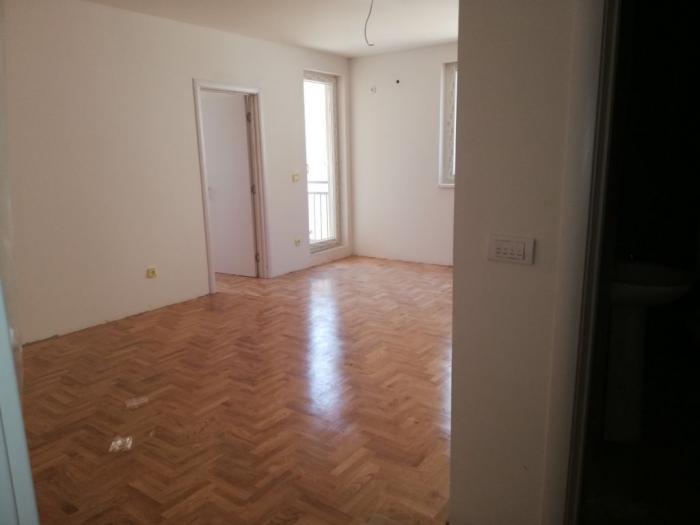 voždovac, vojvode vlahovića, 40m2 besplatni mali oglasi