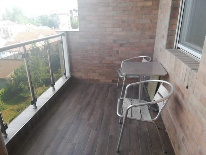 izdavanje, zemun, kalvarija, zemunski park, 90m2 besplatni mali oglasi