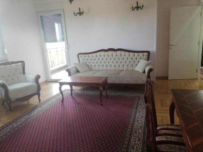 izdavanje, zemun, kalvarija, zemunski park, 90m2 besplatni mali oglasi