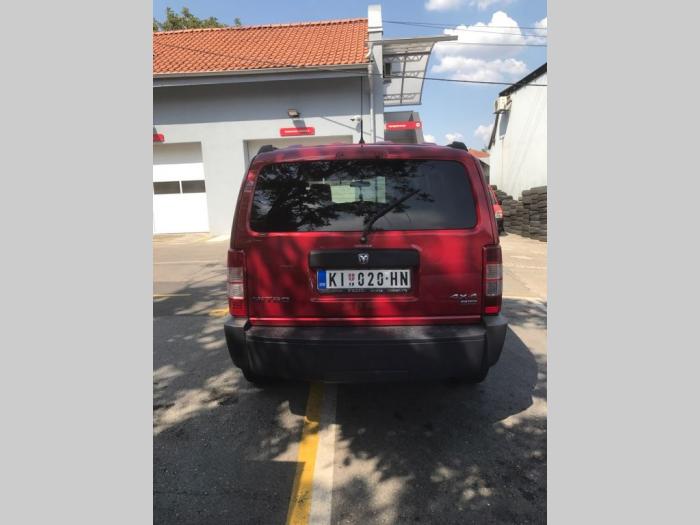 dodge nitro 2 8crd besplatni mali oglasi