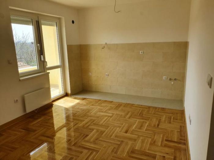 novogradnja uknjiženo useljivo konjarnik 3 besplatni mali oglasi