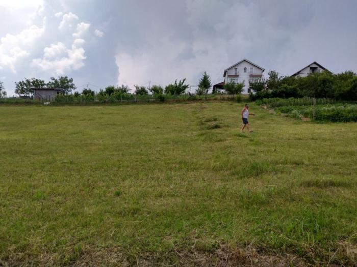 hitno plac 11ari, ripanj voždovac besplatni mali oglasi