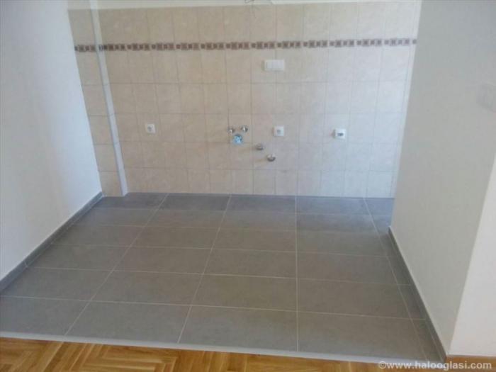 stan na zlatiboru, 650eur m2, novogradnja besplatni mali oglasi
