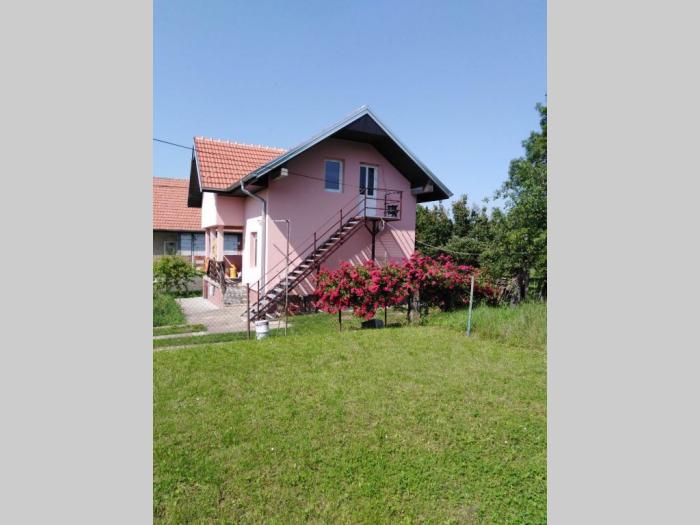 mladenovac, kosmaj koraćica 80m2 besplatni mali oglasi