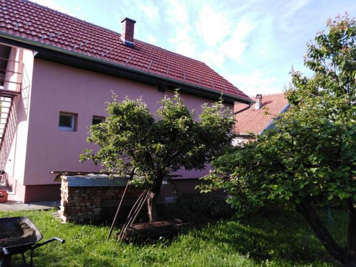 mladenovac, kosmaj koraćica 80m2 besplatni mali oglasi